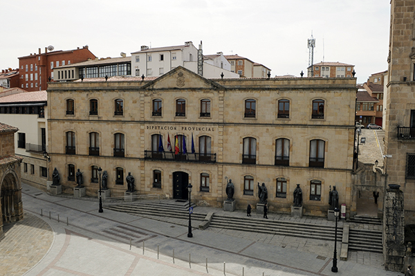La Diputación de Soria se reúne con la de Teruel para avanzar en la ITI La Diputación de Soria se reúne con la de Teruel para avanzar en la ITI