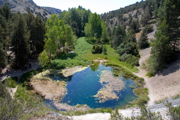 Ruta interpretativa guiada al monumento natural de La Fuentona Ruta interpretativa guiada al monumento natural de La Fuentona