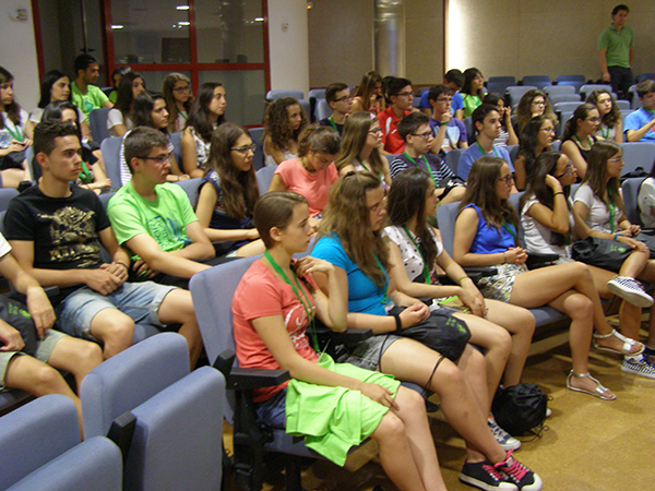 Alumnos del Campus Científico de Verano visitan el Céder de Lubia Alumnos del Campus Científico de Verano visitan el Céder de Lubia
