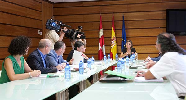 La nueva consejera de Agricultura expone al sector las prioridades para esta legislatura La nueva consejera de Agricultura expone al sector las prioridades para esta legislatura