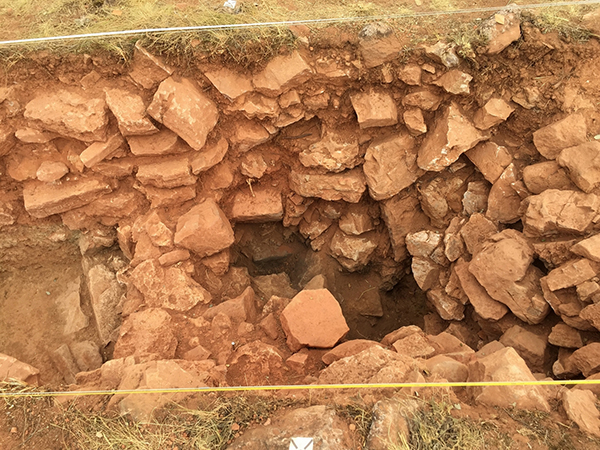 El proyecto arqueológico de Velilla de Medinaceli descubre parte de la muralla El proyecto arqueológico de Velilla de Medinaceli descubre parte de la muralla