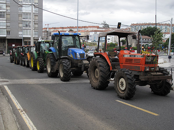 Tractorada en Soria para protestar por el precio de los combustibles y los fertilizantes Tractorada en Soria para protestar por el precio de los combustibles y los fertilizantes
