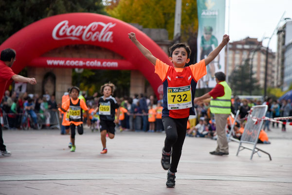 Más de 700 niños participan en la carrera popular Abel Antón Más de 700 niños participan en la carrera popular Abel Antón