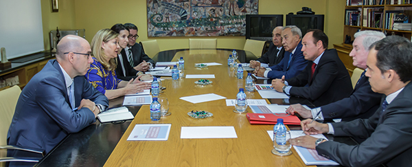 La Junta inicia la adaptación de las Cámaras de Comercio a la normativa estatal La Junta inicia la adaptación de las Cámaras de Comercio a la normativa estatal