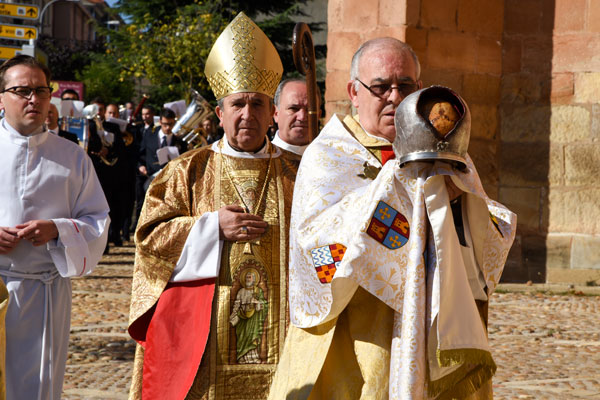 El obispo de Osma-Soria pide al Nuevo Año que se avance de verdad en la lucha contra el paro El obispo de Osma-Soria pide al Nuevo Año que se avance de verdad en la lucha contra el paro