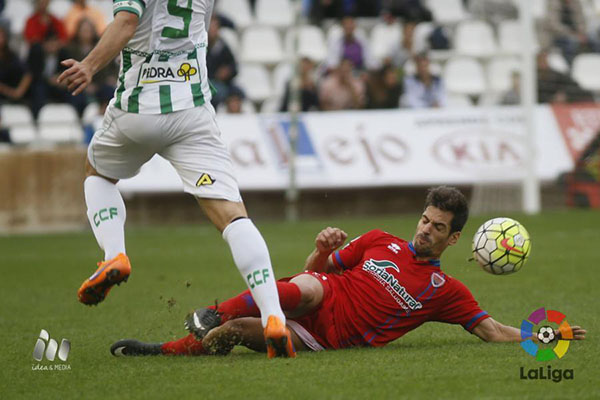 Primera derrota de la temporada del Numancia en Córdoba Primera derrota de la temporada del Numancia en Córdoba