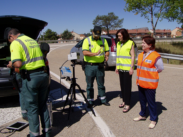 Tráfico incrementa la vigilancia en las carreteras convencionales Tráfico incrementa la vigilancia en las carreteras convencionales