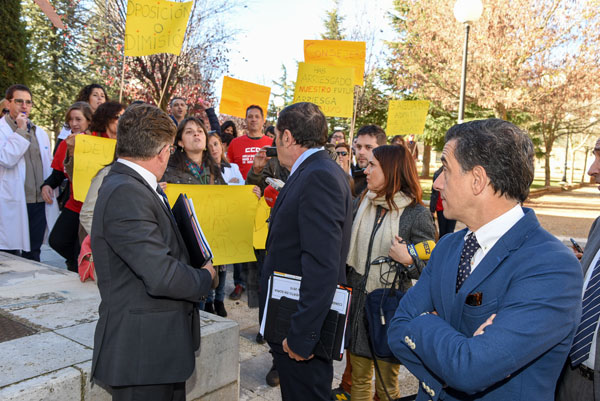 La Junta estudiará con los sindicatos la forma de recuperar en breve las oposiciones suspendidas La Junta estudiará con los sindicatos la forma de recuperar en breve las oposiciones suspendidas
