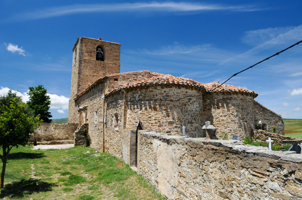 La Junta formaliza el contrato para restaurar la iglesia de Cerbón La Junta formaliza el contrato para restaurar la iglesia de Cerbón