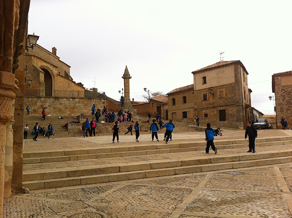 Más de mil escolares visitan los museos Magna Mater y del Traje Popular Más de mil escolares visitan los museos Magna Mater y del Traje Popular