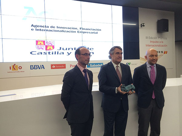 Premio para la ADE por su apoyo a la actividad internacional Premio para la ADE por su apoyo a la actividad internacional