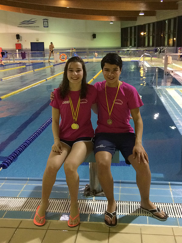 Carmen López se cuelga tres medallas en el Campeonato regional de natación Carmen López se cuelga tres medallas en el Campeonato regional de natación