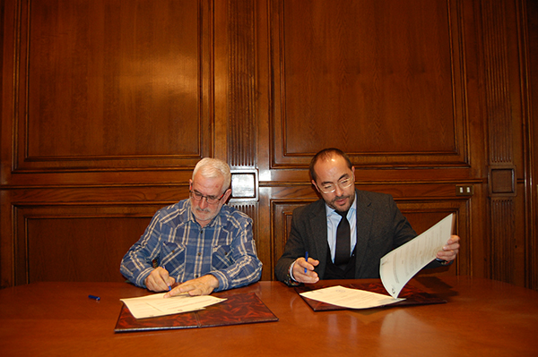 La Diputación firma con Abejar el convenio para colaborar con la Feria de la Trufa La Diputación firma con Abejar el convenio para colaborar con la Feria de la Trufa