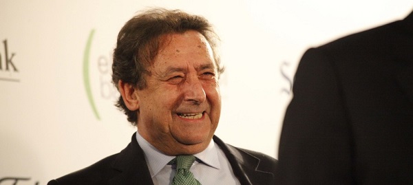 Alfonso Ussia, premio "Miguel Delibes" por su defensa de la actividad cinegética Alfonso Ussia, premio "Miguel Delibes" por su defensa de la actividad cinegética