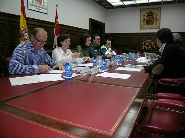 Mejora de la señalización para acabar con los atropellos en la travesía de San Leonardo Mejora de la señalización para acabar con los atropellos en la travesía de San Leonardo