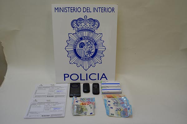 Detenido un hombre que estafaba con recetas de un medicamento psicotrópico Detenido un hombre que estafaba con recetas de un medicamento psicotrópico