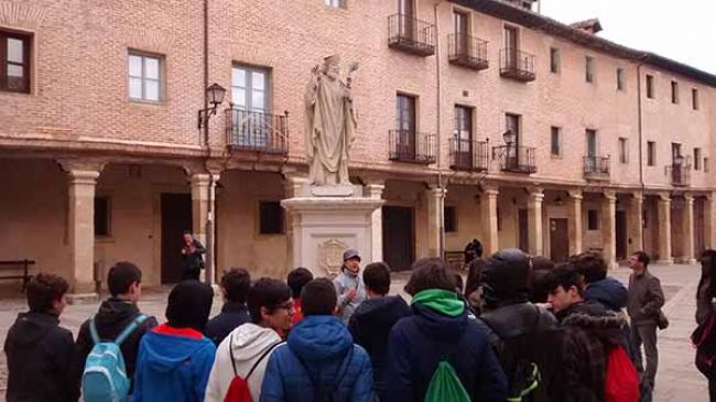 El Machado inicia las visitas escolares a la torre de la catedral burgense El Machado inicia las visitas escolares a la torre de la catedral burgense