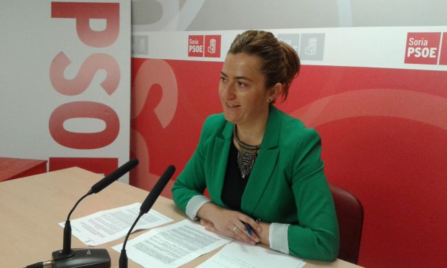 El PSOE insta a la Junta a destinar la relajación de déficit a recuperar servicios públicos El PSOE insta a la Junta a destinar la relajación de déficit a recuperar servicios públicos
