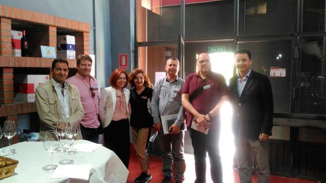 Importadores canadienses destacan la tendencia en Ribera del Duero hacia el cultivo ecológico o biodinámico Importadores canadienses destacan la tendencia en Ribera del Duero hacia el cultivo ecológico o biodinámico