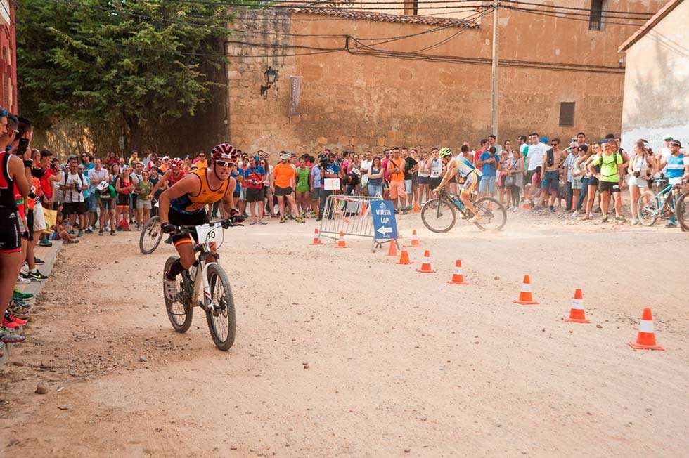 Almazán demuestra su potencial en su cita más importante de triatlón Almazán demuestra su potencial en su cita más importante de triatlón