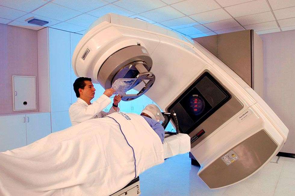 De las diez capitales españolas sin equipos de radioterapia, cuatro son de Castilla y León De las diez capitales españolas sin equipos de radioterapia, cuatro son de Castilla y León