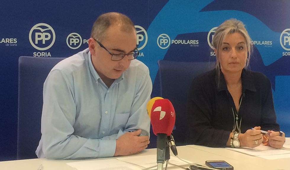 El PP acusa al alcalde de San Pedro Manrique de solo interesarse por salir en la foto El PP acusa al alcalde de San Pedro Manrique de solo interesarse por salir en la foto