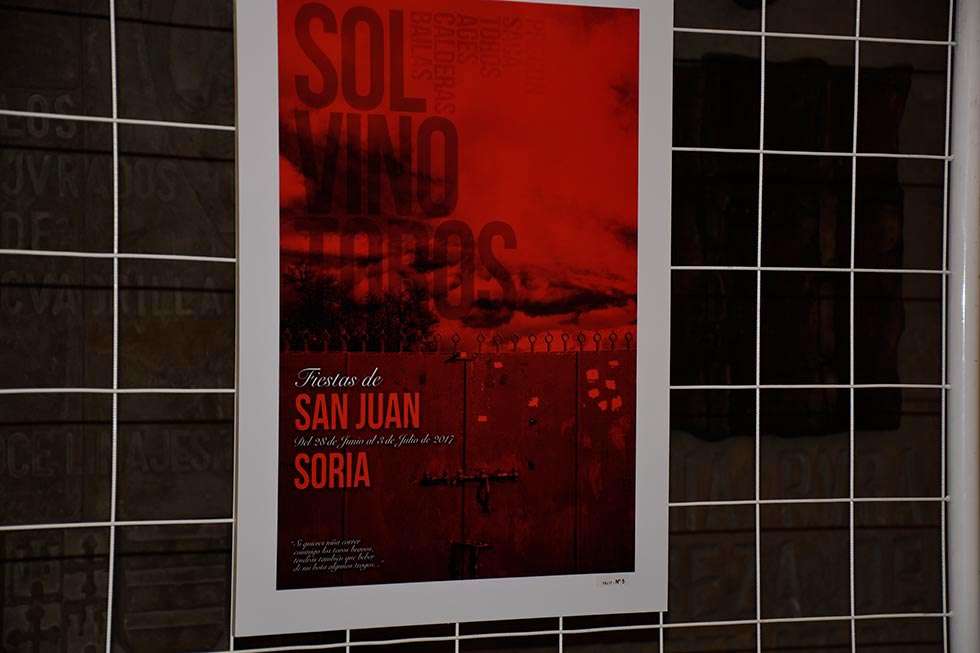 "Rojo Pasión" para anunciar las fiestas de San Juan 2017 "Rojo Pasión" para anunciar las fiestas de San Juan 2017