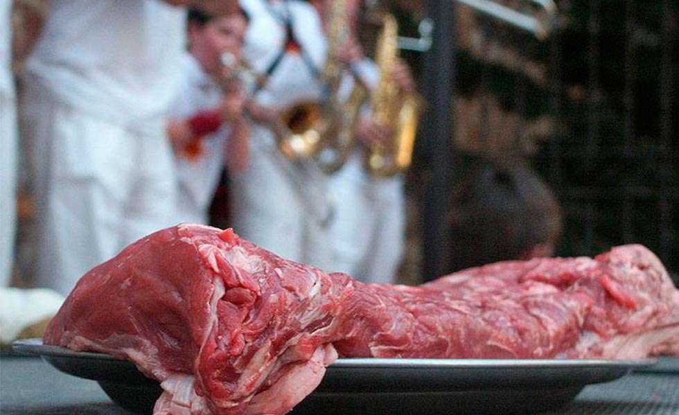 Doscientos mil euros para las tajadas de carne de San Juan Doscientos mil euros para las tajadas de carne de San Juan