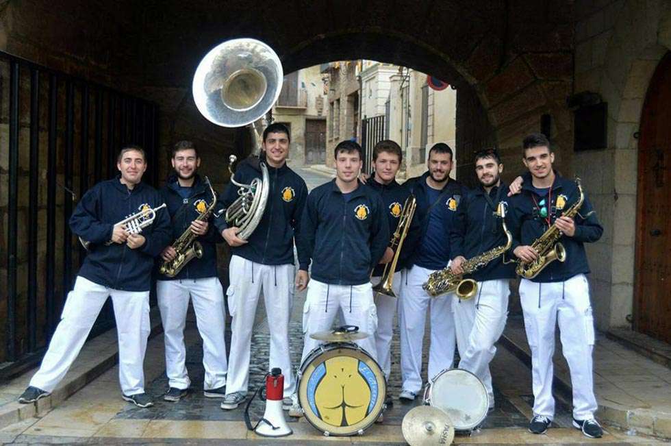 La tercera concentración de charangas reúne a trece agrupaciones musicales en El Burgo La tercera concentración de charangas reúne a trece agrupaciones musicales en El Burgo