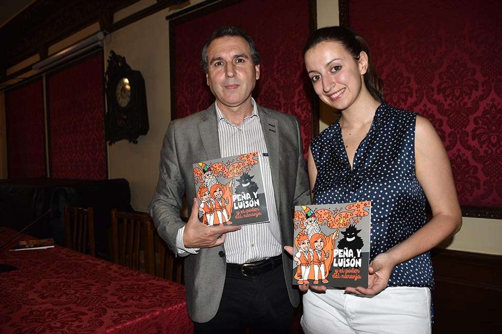 Peña y Luisón transmiten los valores de las fiestas de San Juan Peña y Luisón transmiten los valores de las fiestas de San Juan