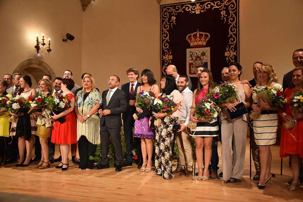 Homenaje a los jurados de las fiestas de San Juan Homenaje a los jurados de las fiestas de San Juan