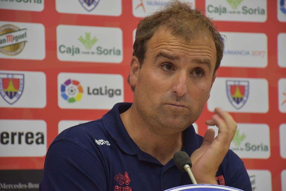 Arrasate: "El sino del Numancia es sufrir hasta el final" Arrasate: "El sino del Numancia es sufrir hasta el final"