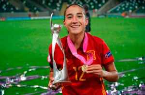 Lucía Rodríguez, con vinculos con Covaleda, se proclama campeona de Europa de fútbol Lucía Rodríguez, con vinculos con Covaleda, se proclama campeona de Europa de fútbol