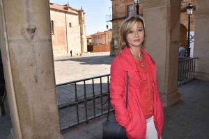 Nuria Caballero: "Pido que se mantenga el colegio de Deza" Nuria Caballero: "Pido que se mantenga el colegio de Deza"