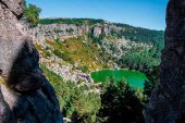 La Laguna Negra, de tonalidad verdosa por la proliferación de algas La Laguna Negra, de tonalidad verdosa por la proliferación de algas