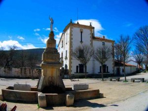 "Arraigo", un proyecto para atraer familias a los pueblos "Arraigo", un proyecto para atraer familias a los pueblos