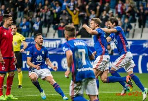 El Numancia pierde en Oviedo, tras gol en propia meta de Dani Calvo El Numancia pierde en Oviedo, tras gol en propia meta de Dani Calvo