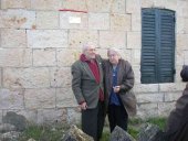Homenaje a Camacho en la caseta cambia-agujas de La Rasa Homenaje a Camacho en la caseta cambia-agujas de La Rasa