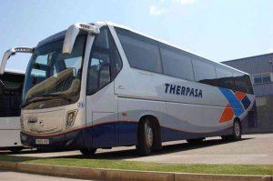 El incendio de rueda obliga a desalojar pasaje de autobús de línea en Soria El incendio de rueda obliga a desalojar pasaje de autobús de línea en Soria