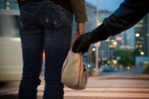 Simula ser víctima del robo de su móvil para cobrar el seguro Simula ser víctima del robo de su móvil para cobrar el seguro