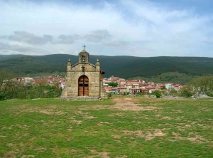 Consejo de Alcaldes en Pinares para luchar contra la despoblación Consejo de Alcaldes en Pinares para luchar contra la despoblación