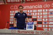 Arrasate: "Tenemos que tener el balón y defender bien" Arrasate: "Tenemos que tener el balón y defender bien"