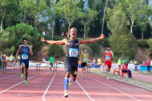 Las juniors del CAEP compiten en el nacional de pista cubierta Las juniors del CAEP compiten en el nacional de pista cubierta