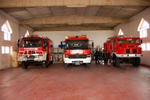 Roban maquinaria de tres furgonetas y el parque de bomberos de Almazán Roban maquinaria de tres furgonetas y el parque de bomberos de Almazán