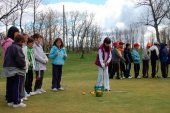 Más de doscientos escolares se inician en el golf en Morón de Almazán Más de doscientos escolares se inician en el golf en Morón de Almazán