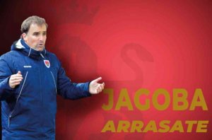 Osasuna oficializa el fichaje de Arrasate como entrenador Osasuna oficializa el fichaje de Arrasate como entrenador