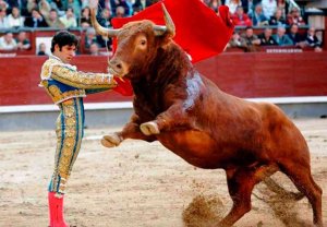 Tres trofeos taurinos para la feria de San Juan Tres trofeos taurinos para la feria de San Juan