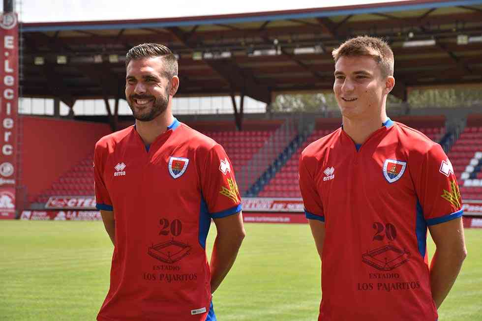 "Pichu" Atienza y Jordi Sánchez, los dos primeros fichajes del Numancia "Pichu" Atienza y Jordi Sánchez, los dos primeros fichajes del Numancia