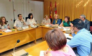 La Junta aprobará decreto-ley para subir las retribuciones de empleados La Junta aprobará decreto-ley para subir las retribuciones de empleados