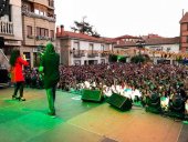 Cuatro mil personas disfrutan de Camela en San Leonardo Cuatro mil personas disfrutan de Camela en San Leonardo